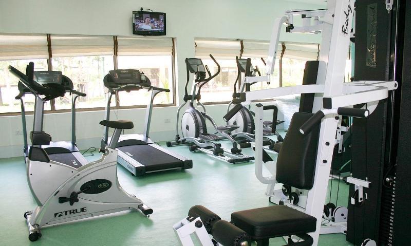 Hotel Riverside Resort And Spa Kumbakonam Buitenkant foto
